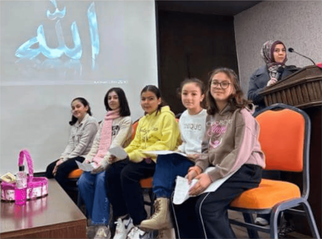 Ortaöğretim Biriminden Kız Öğrencilere Yönelik “Dijital Çağda Genç Bakış”  Temalı Günübirlik Kamp