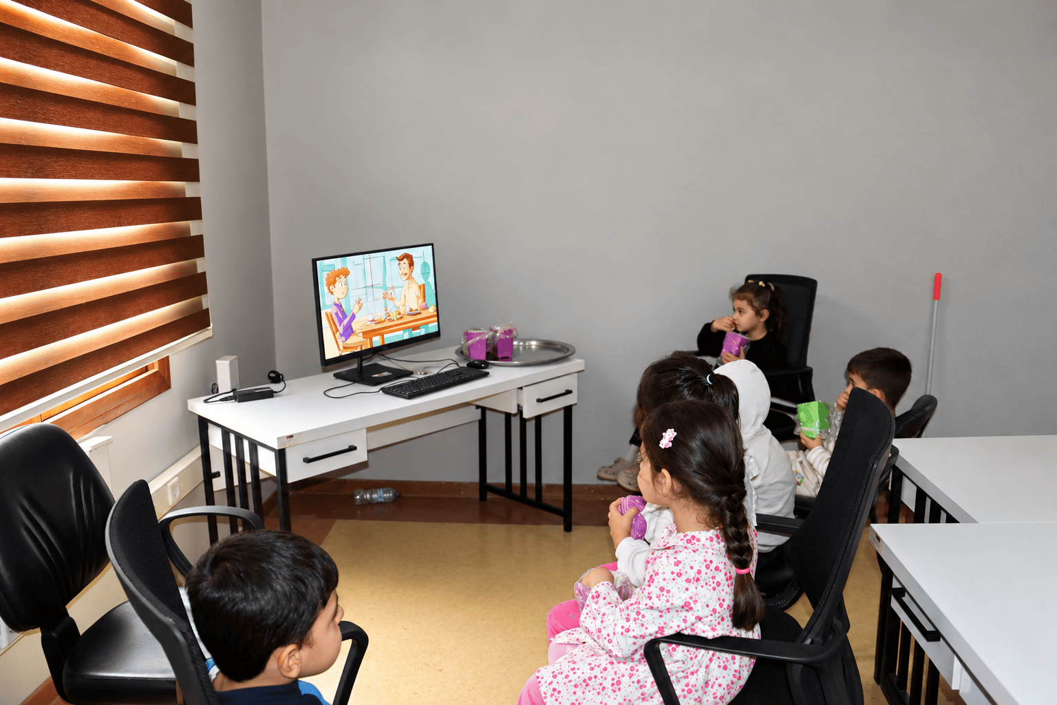 Ülfet’te Eğitim, Paylaşım ve Gönül Buluşmaları Devam Ediyor