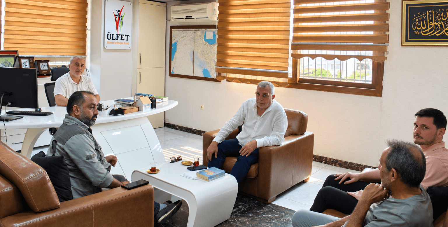 Metin Külünk Ülfet Derneği’ni Ziyaret Etti
