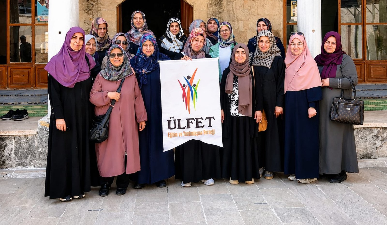 Ülfet Kadın Komisyonu'ndan Adana'nın Tarihine Anlamlı Yolculuk